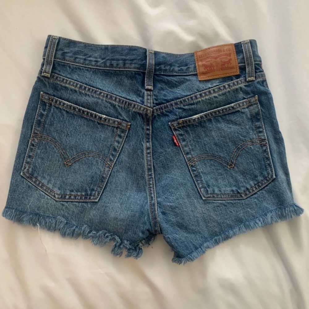 Levis Jean shorts